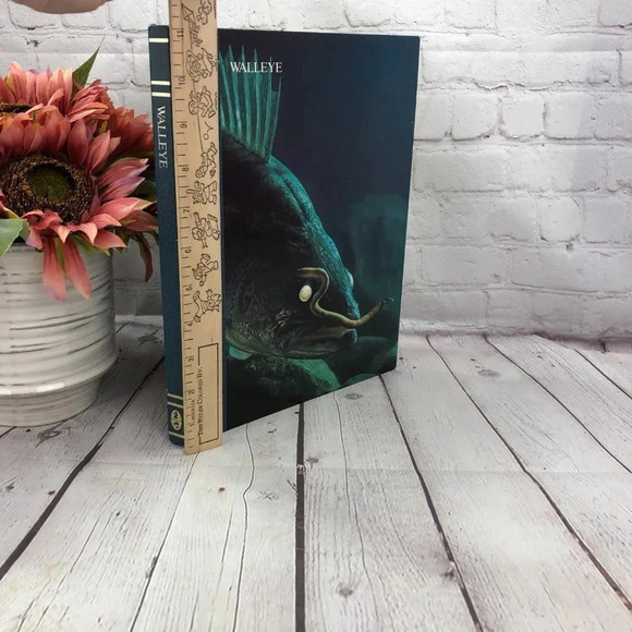 vintage the hunting and fishing library walleye 1986 - Picture 2 of 8